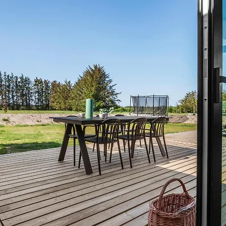 Stunning In With Sauna Saltum