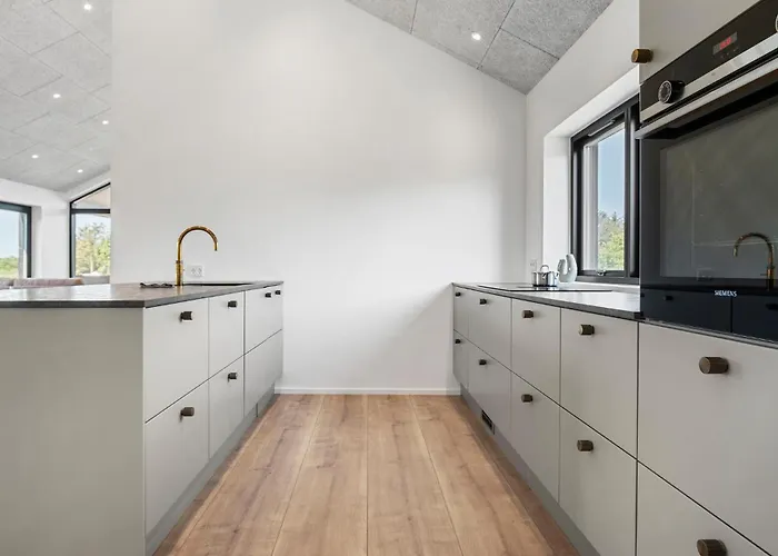 Stunning In With Sauna Saltum
